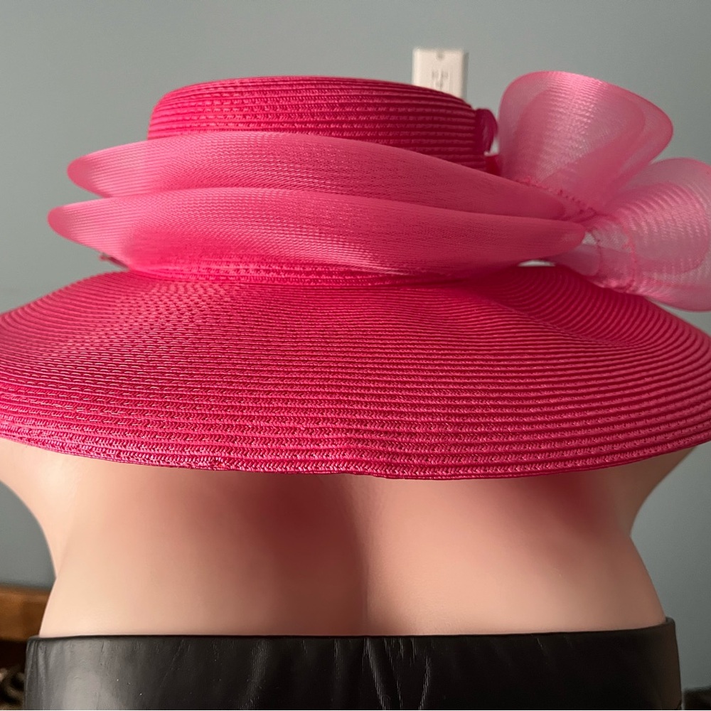 Vibrant Pink Hat with Floral Detail - Picture 3 of 4